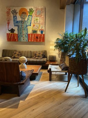 Made Hotel by null