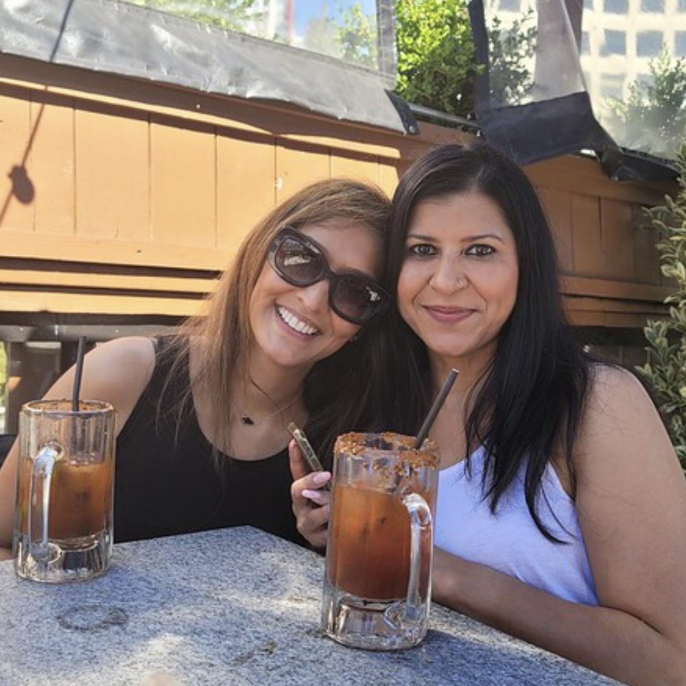 Earls Kitchen + Bar - Canadian (New) Near Me - Vancouver, British Columbia Earls Kitchen + Bar - Canadian (New) Near Me - Vancouver, British Columbia