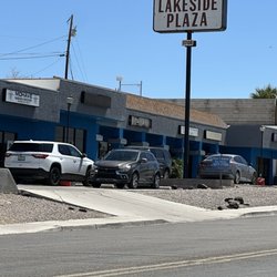 Lakeside plaza