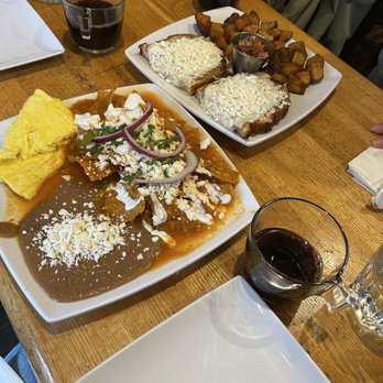 Frida Room - Breakfast & Brunch Near Me - Chicago, Illinois