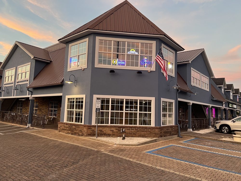 DMAC’S BAR & GRILL 24821 Canal Rd, Orange Beach, Alabama Bars