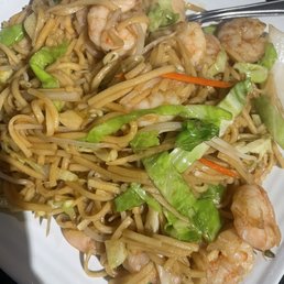 Combo A: Chicken Chow Mein
