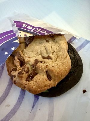 Insomnia Cookies by null