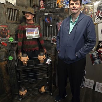 Ghoulish Mortals - Props Near Me - St. Charles, Illinois Ghoulish Mortals - Props Near Me - St. Charles, Illinois