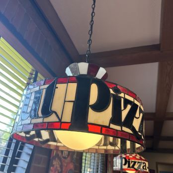 Pizza Hut - Pizza Near Me - Warren, Ohio