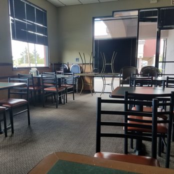Round Table Pizza - Where are the round tables? Truth in advertising please? - Pizza Near Me - Las Vegas, Nevada Round Table Pizza - Where are the round tables? Truth in advertising please? - Pizza Near Me - Las Vegas, Nevada