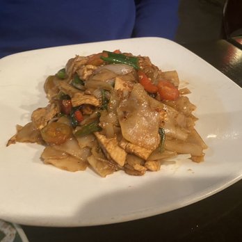 Mai Thai - 21. Drunken Noodle - Thai Near Me - Alexandria, Virginia Mai Thai - 21. Drunken Noodle - Thai Near Me - Alexandria, Virginia