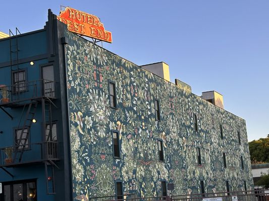 West End Hotel by null