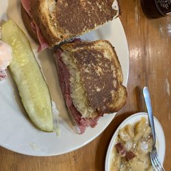 Dutchman's Hidden Valley Country Store - Ruben with a side of German potato salad