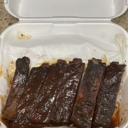 Whuttle's - Salem - 1/2 Slab Ribs