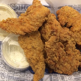 Fuddruckers - The best chicken fingers - Burgers Near Me - Reading, Massachusetts