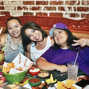 El Tapatio - Us girls watching the World Cup enjoying good company and good food - Mexican Near Me - Sacramento, California El Tapatio - Us girls watching the World Cup enjoying good company and good food - Mexican Near Me - Sacramento, California