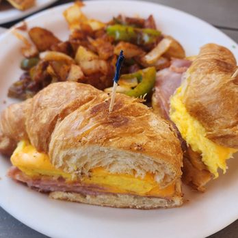 Start Fresh Cafe - American Near Me - Oceanside, California