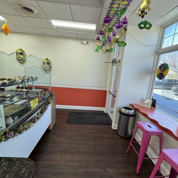 Savvy Treats - Inside - Desserts Near Me - Rockville, Maryland Savvy Treats - Inside - Desserts Near Me - Rockville, Maryland