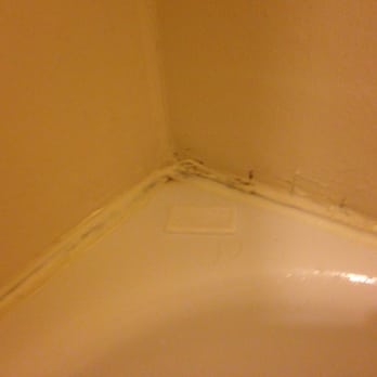 Dogwood Motel - New caulk needed - Hotels Near Me - Mountain View, Arkansas Dogwood Motel - New caulk needed - Hotels Near Me - Mountain View, Arkansas