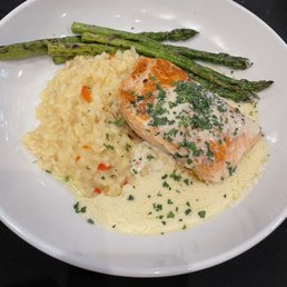 Salmon with asparagus risotto & hollandaise. Salmon with asparagus risotto & hollandaise.