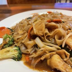 Baan Phad Thai - ND7. Drunken Noodle