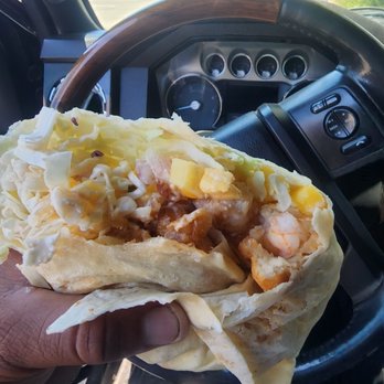 Shrimp vs Chef - Baja Burrito at it's finest! - Food Trucks Near Me - Thousand Oaks, California