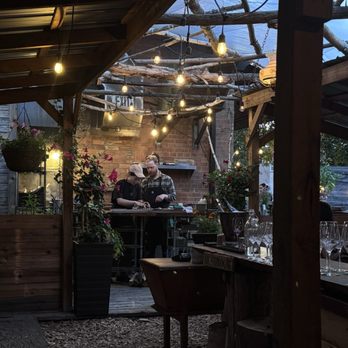Actinolite Restaurant - Canadian (New) Near Me - Toronto, Ontario