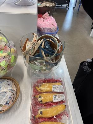 Feliz Modern POP at Pearl by null