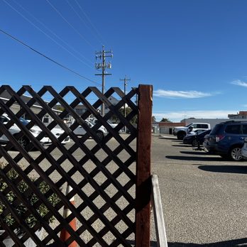 Lil'Bits - Parking lot - American Near Me - Grover Beach, California