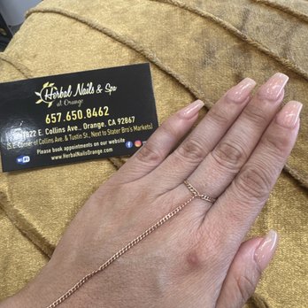 Orange Nails Bar - Nail Salons Near Me - Orange, California