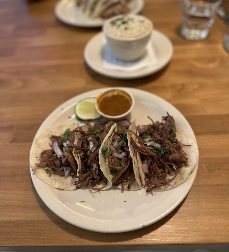 TACOSBURGH Updated September 2024 108 Photos & 80 Reviews 3239 W