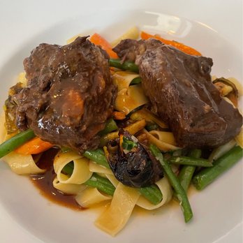 Agua Bistro - Braised Burgundy Short Ribs - AMAZING - French Near Me - Lower Providence, Pennsylvania Agua Bistro - Braised Burgundy Short Ribs - AMAZING - French Near Me - Lower Providence, Pennsylvania