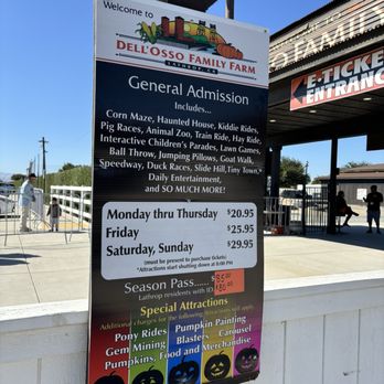 Dell'Osso Family Farm - General info - Pumpkin Patches Near Me - Lathrop, California Dell'Osso Family Farm - General info - Pumpkin Patches Near Me - Lathrop, California