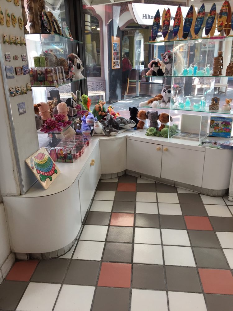 GIFTS OF HAWAII Updated July 2024 2005 Kalia Rd, Honolulu, Hawaii Gift Shops Phone