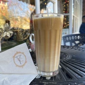 Chez Alice Cafe & Bakery - Iced almond milk latte with hazelnut flavor - Coffee & Tea Near Me - Princeton, New Jersey
