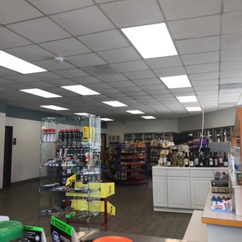 Exxon - the inside of a convenience store - Convenience Stores Near Me - Sugar Mountain, North Carolina Exxon - the inside of a convenience store - Convenience Stores Near Me - Sugar Mountain, North Carolina