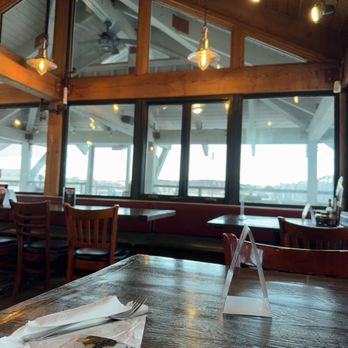 Sonny's Pizzeria - Enjoying dinner in the dining room - Pizza Near Me - Sturgeon Bay, Wisconsin