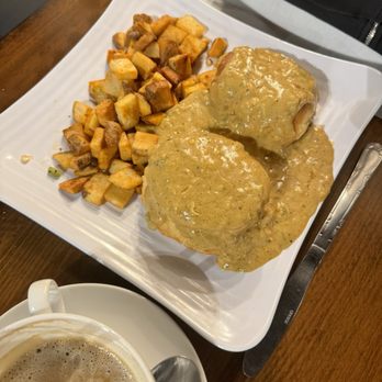 Brunch Room Bistro - Biscuits and gravy - Breakfast & Brunch Near Me - Forney, Texas Brunch Room Bistro - Biscuits and gravy - Breakfast & Brunch Near Me - Forney, Texas
