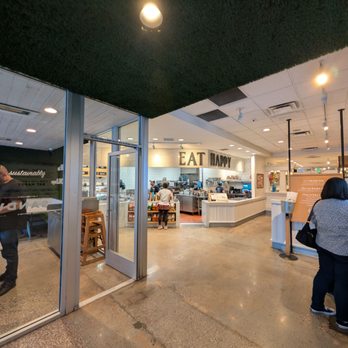 Mendocino Farms - interior - Sandwiches Near Me - Pasadena, California
