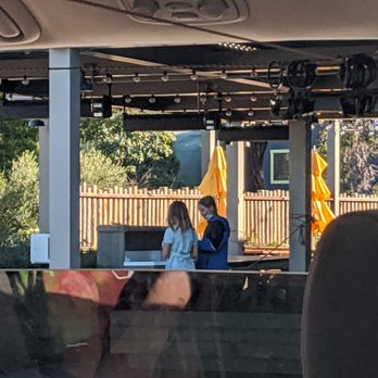 Amy's Drive Thru - Burgers Near Me - Corte Madera, California Amy's Drive Thru - Burgers Near Me - Corte Madera, California