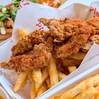 Pinchy & Pals - Crispy Chicken -- average crunch, juiciness, and tenderness. At $13, Jollibee is a better choice. - Seafood Near Me - Tustin, California Pinchy & Pals - Crispy Chicken -- average crunch, juiciness, and tenderness. At $13, Jollibee is a better choice. - Seafood Near Me - Tustin, California
