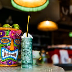Neumanns Tiki Eisbar & Lounge - Neumanns Tiki Eisbar & Lounge