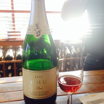 Schug Winery - Sparkling Pinot Noir! - Wineries Near Me - Sonoma, California Schug Winery - Sparkling Pinot Noir! - Wineries Near Me - Sonoma, California