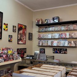 Dreamcatcher Comics and Collectibles