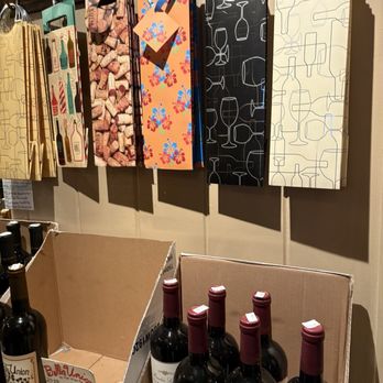 Whispering Vine Wine Co - Wine Bars Near Me - Reno, Nevada