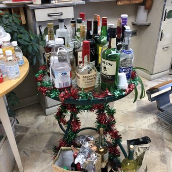 Brookdale Barber - Holiday refreshments! - Barbers Near Me - Bloomfield, New Jersey Brookdale Barber - Holiday refreshments! - Barbers Near Me - Bloomfield, New Jersey