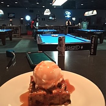 Two Keys Tavern - Blondie. A vanilla brownie with chocolate chips. - American Near Me - Ladson, South Carolina