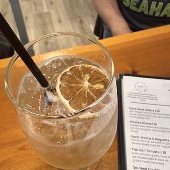 Cle Elum Taps & Tapas - Great peach Bellini - Beer, Wine & Spirits Near Me - Cle Elum, Washington Cle Elum Taps & Tapas - Great peach Bellini - Beer, Wine & Spirits Near Me - Cle Elum, Washington