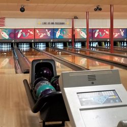 Rollaway Lanes & Lounge - All 12 lanes