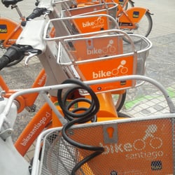 Bike Santiago - Parada de bicis cerca metro tobalaba