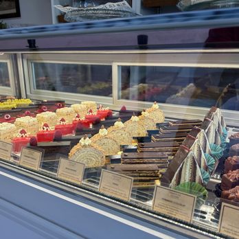 Brioche de Paris - Pâtisserie - a variety of pastries on display - Desserts Near Me - Alamo, California Brioche de Paris - Pâtisserie - a variety of pastries on display - Desserts Near Me - Alamo, California