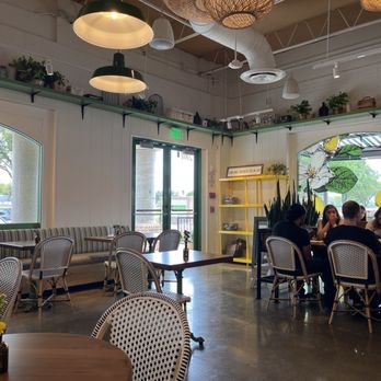Flower Child - Additional seating - Salad Near Me - Plano, Texas