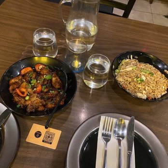 Bawara - Fried rice and chilli chicken - Indian Near Me - Toronto, Ontario