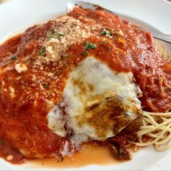 La Familia Restaurant - Veal Parmesan